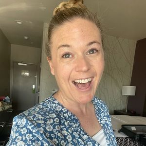 Meet your Posher, Laura